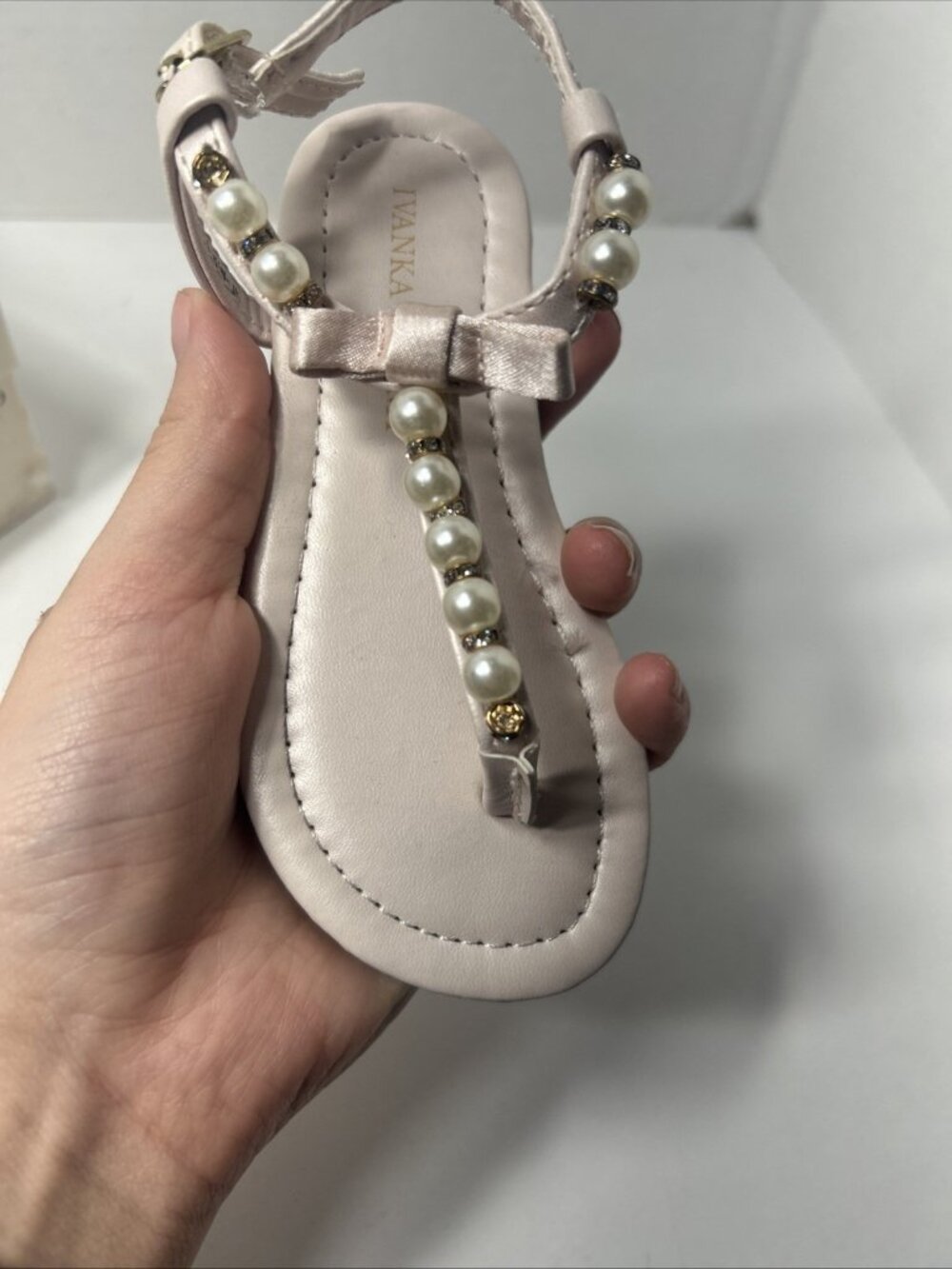 Ivanka Trump Lil Mariana girls sandals - Size 7 Pink - Pearls and Rhinestones - Picture 4 of 10